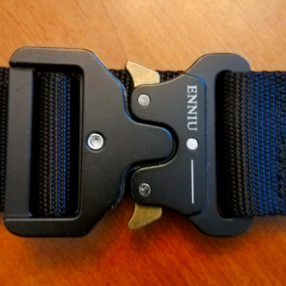 Cobra bite buckle belt,made by Enniu
